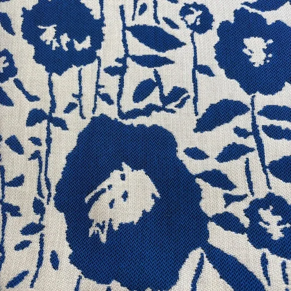 Sunbrella Fabric Upholstery Sample 26"x26" Royal Blue Abstract W/Leaves - Picture 6 of 7